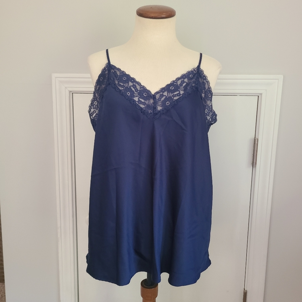 Flora Nikrooz Satin Camisole Top Women’s Size L Large Lingerie Lace Navy Cami